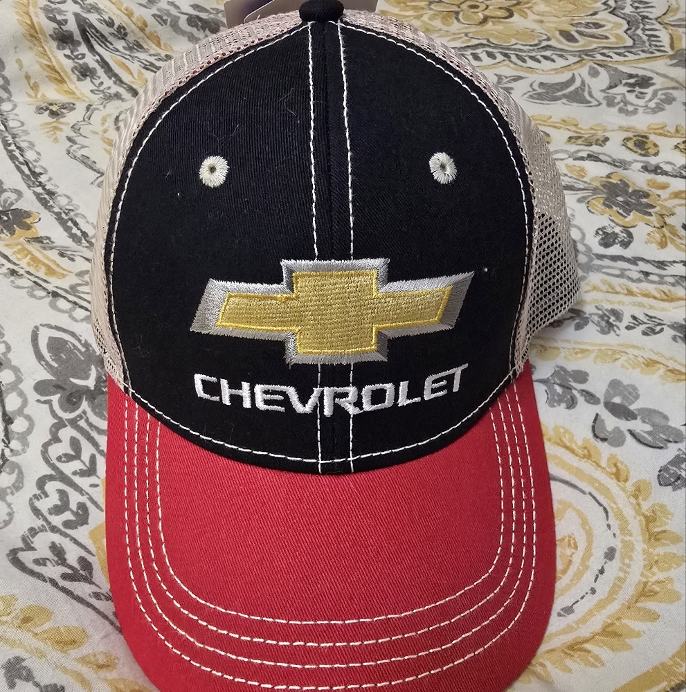 NWT GM Licensed Chevrolet Trucker Snapback Hat